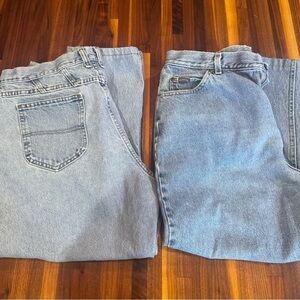 2 pair of Riders by Lee Light Blue Relaxed Jeans. Size 18P